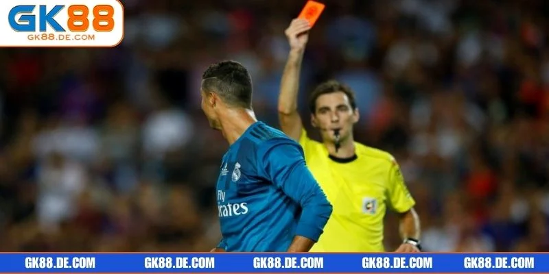 Tân binh cần nắm được 4 cách chơi kèo thẻ phạt hay nhất